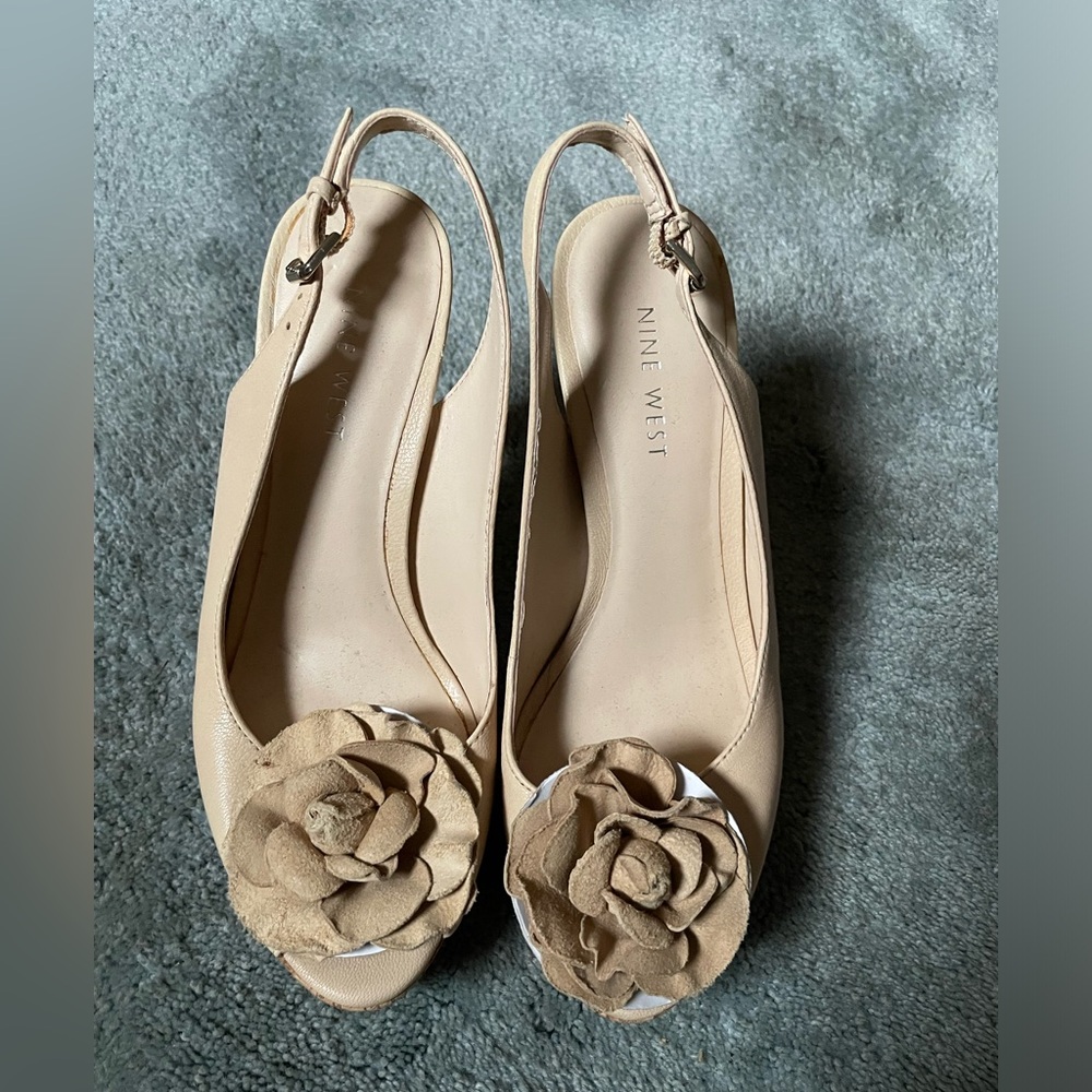 Nine West sandals.  Size 6. Never Worn